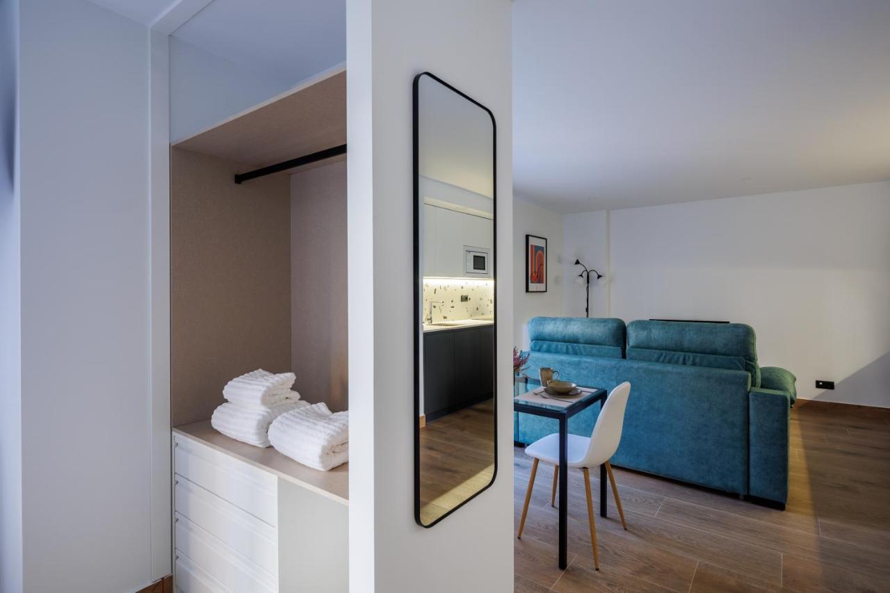 Apartamentos Congreso, Parking Gratuito Logroño Eksteriør billede