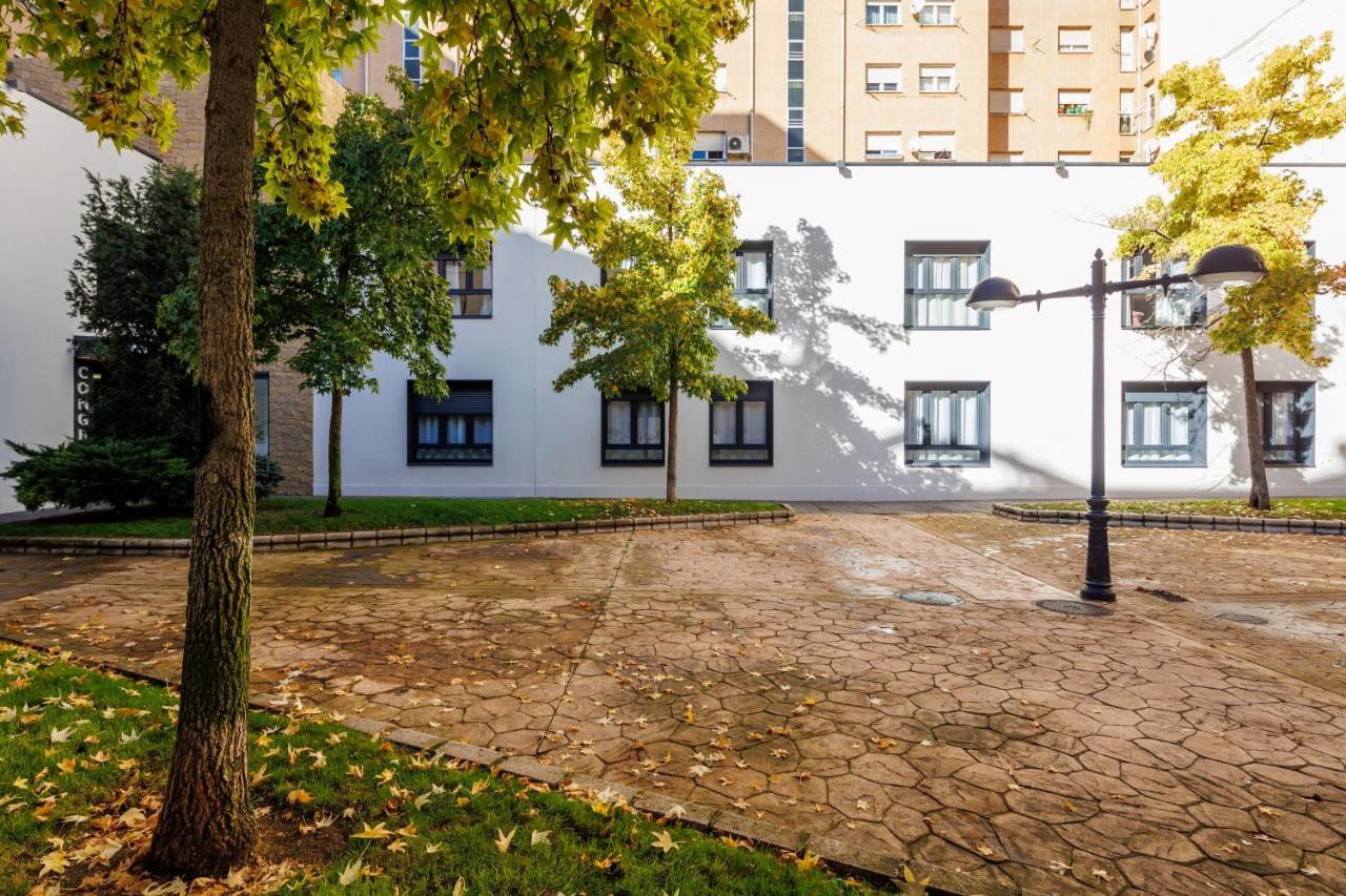 Apartamentos Congreso, Parking Gratuito Logroño Eksteriør billede